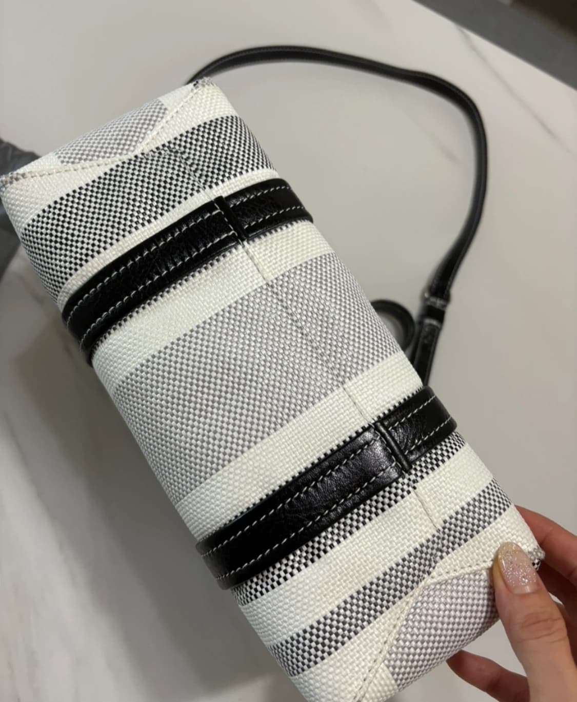 발렌시아가 미니 토트 크로스백  상품이미지4