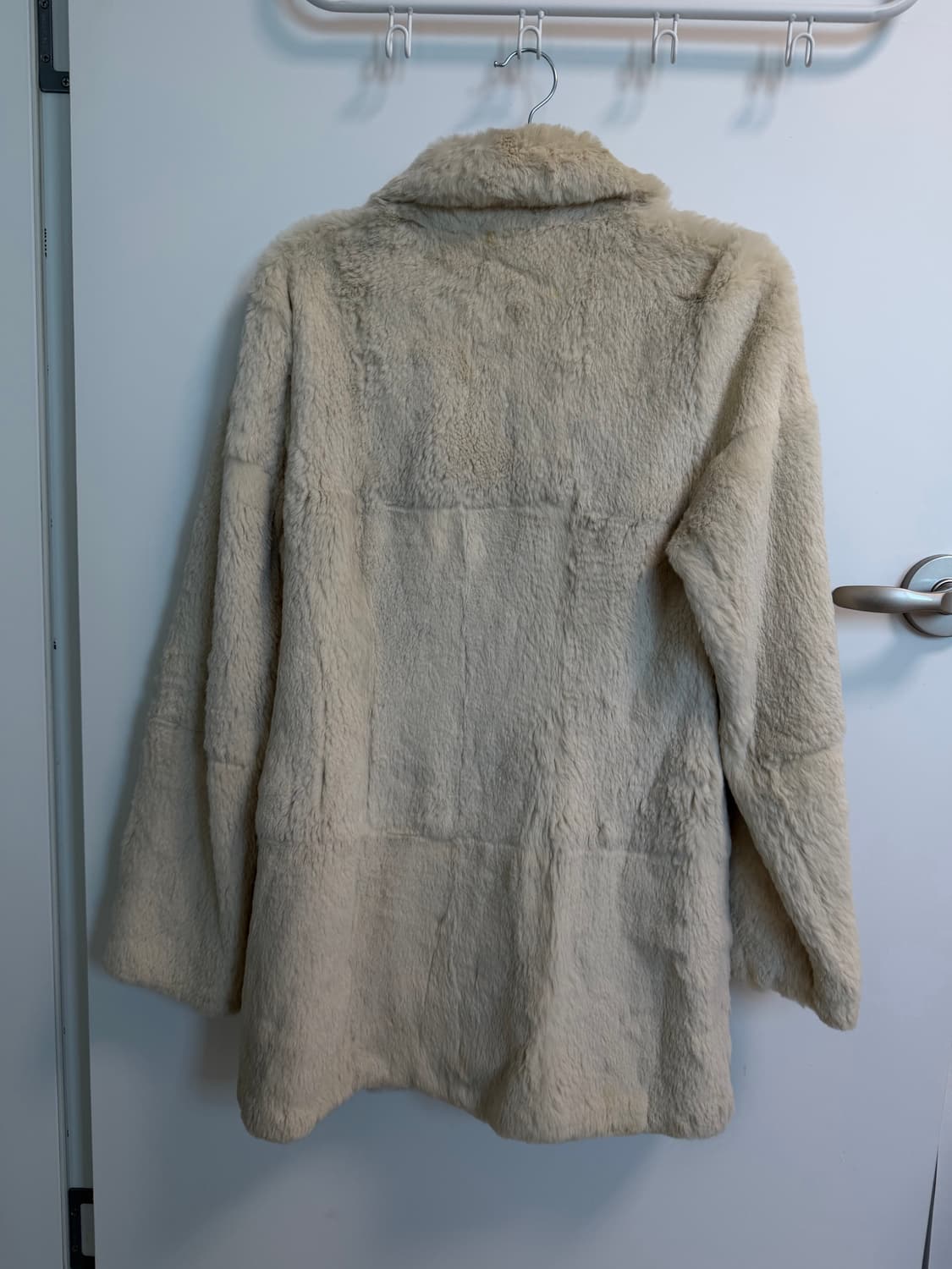 레노마 토끼퍼 코트 상품이미지2