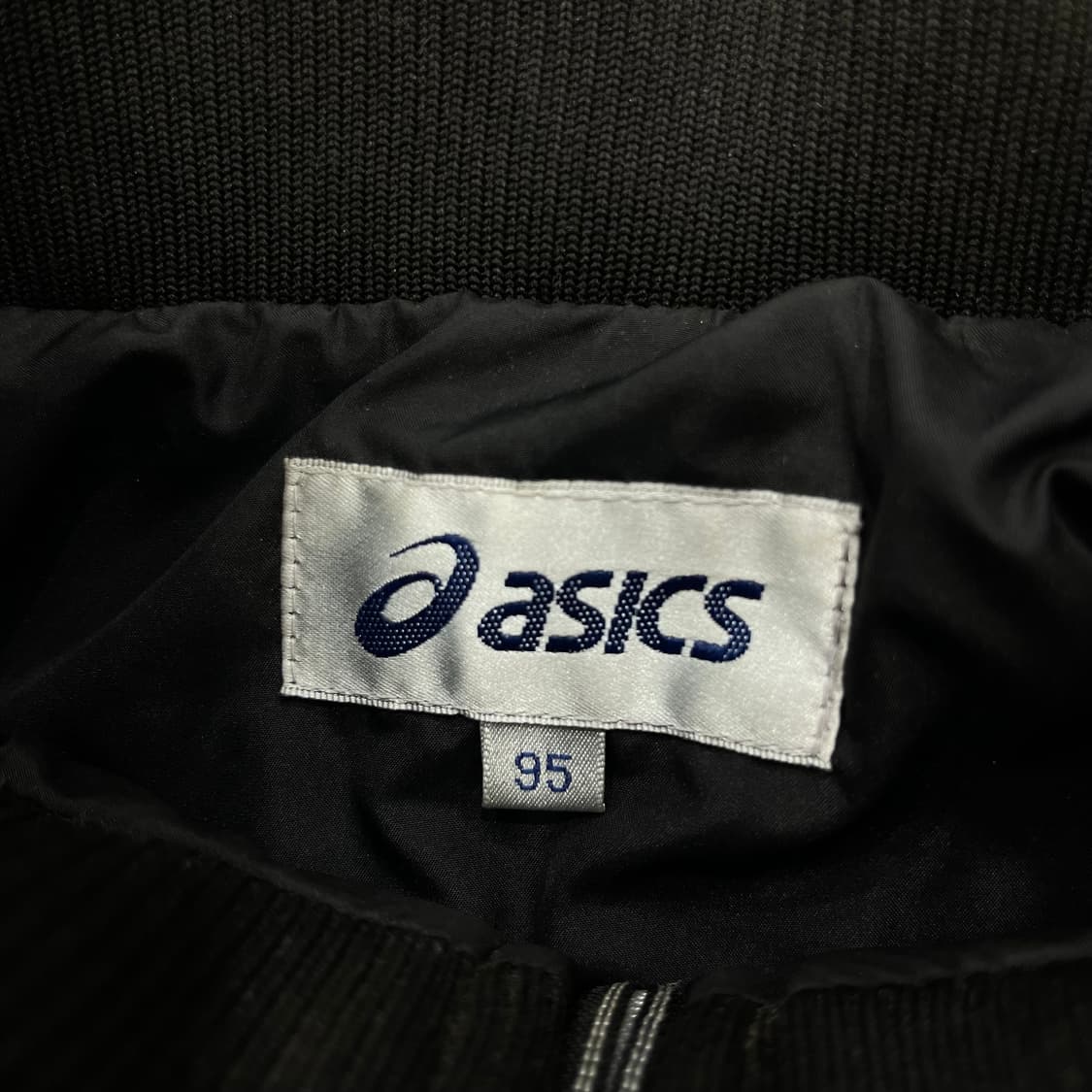 95 아식스 블랙 퀄팅자켓 상품이미지5