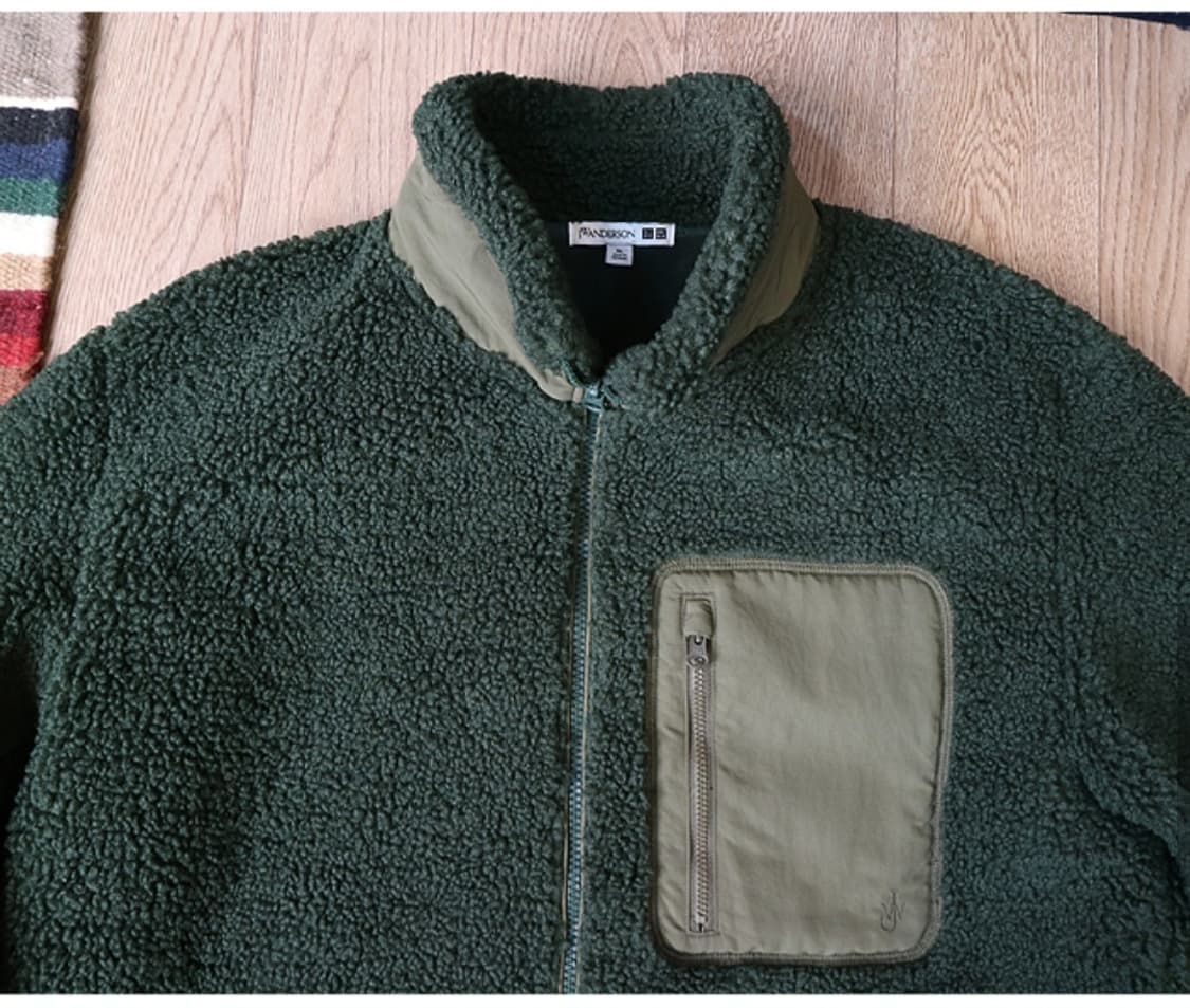 
일본판 유니클로 X JW 앤더슨 콜라보 두툼한 후리스 자켓

XL 상품이미지2