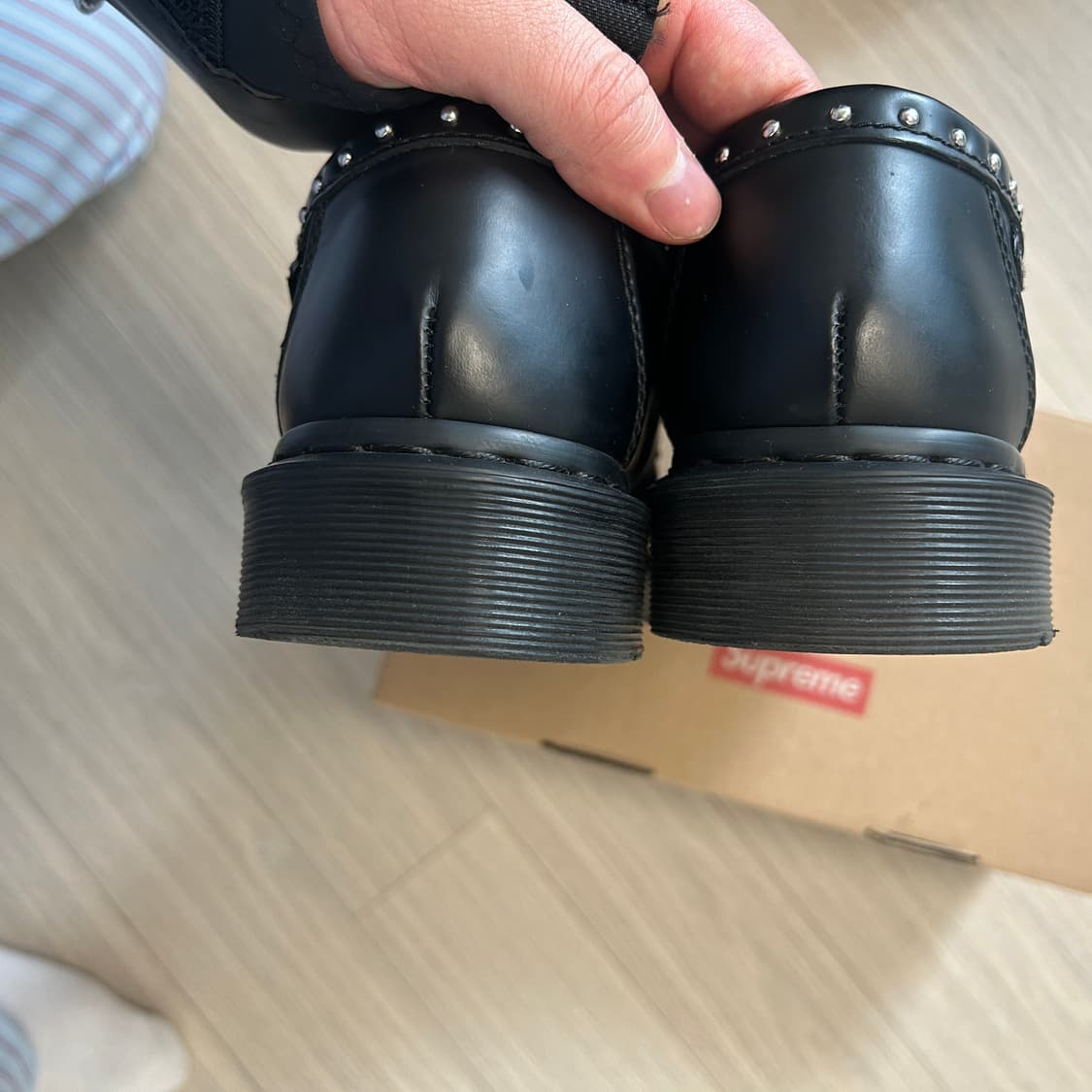 슈프림 닥터마틴 스터드로퍼 us9(270) 상품이미지2