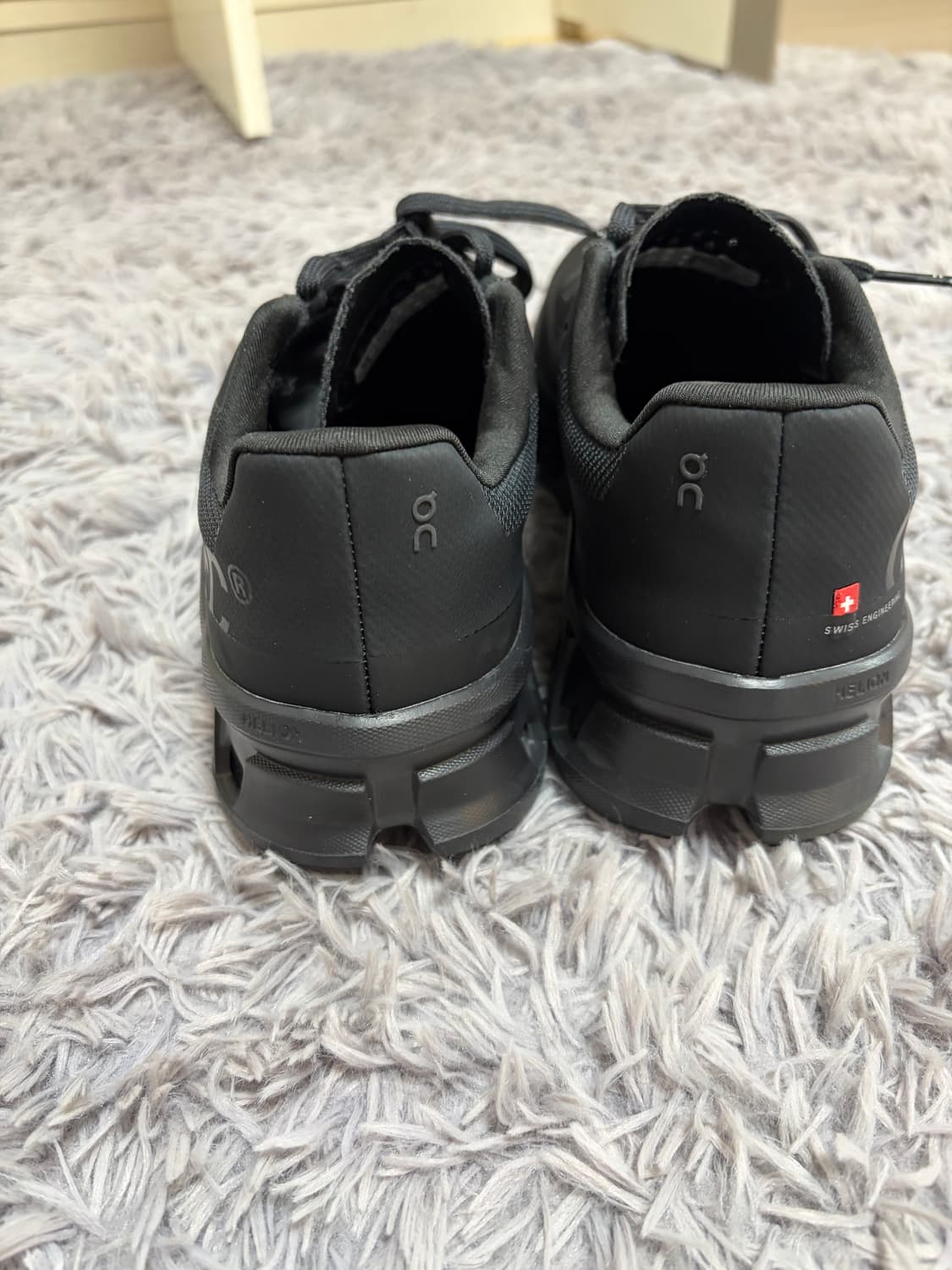 온 러닝 클라우드몬스터 올 블랙 상품이미지4