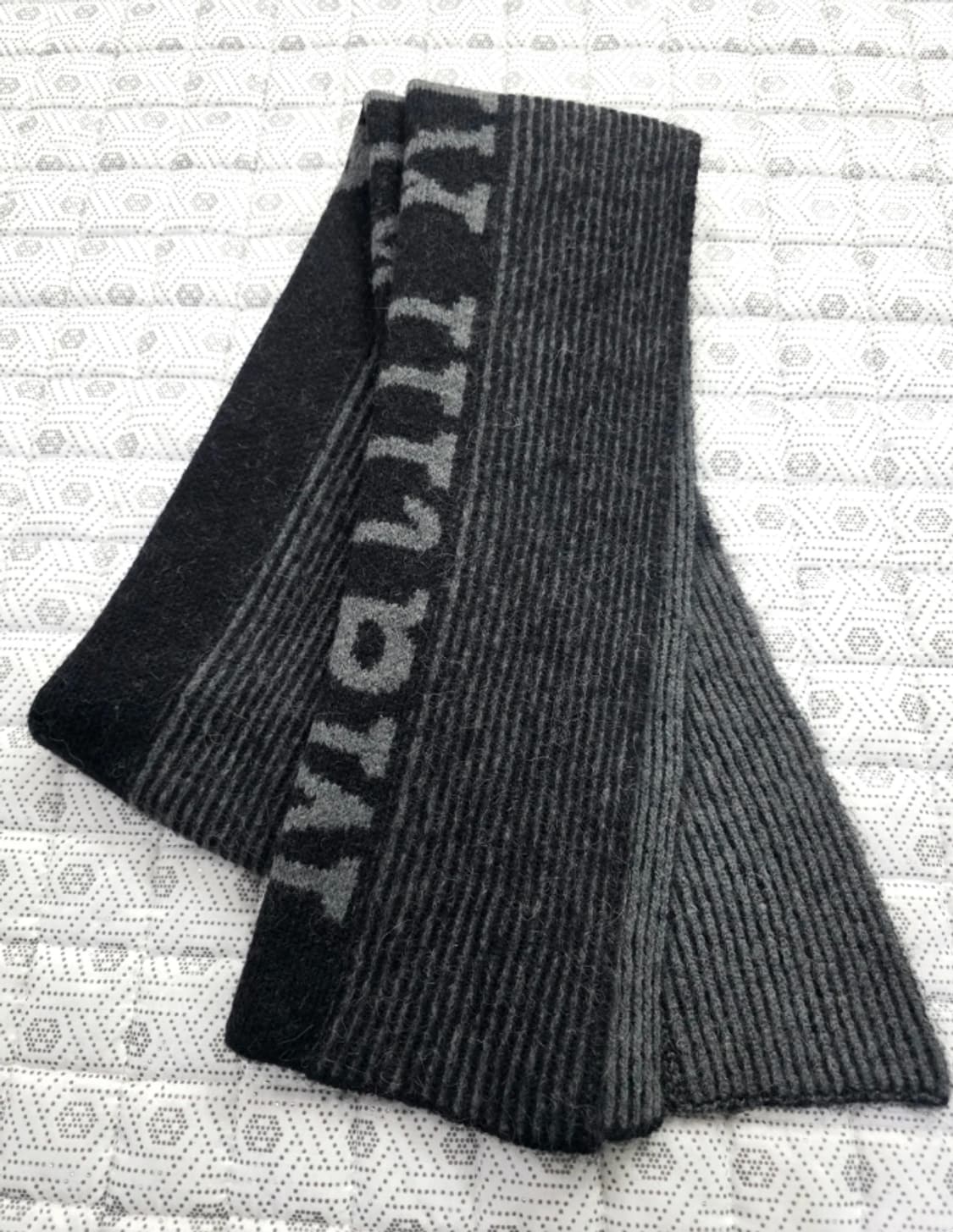 마뗑킴 마땡킴 블랙/회색 머플러 상품이미지6