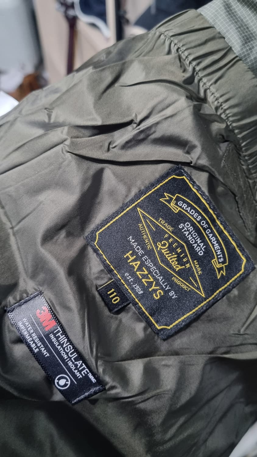 헤지스(HAZZYS) 가슴반품55(105~110) 올리브색 깔깔이조끼 상품이미지3