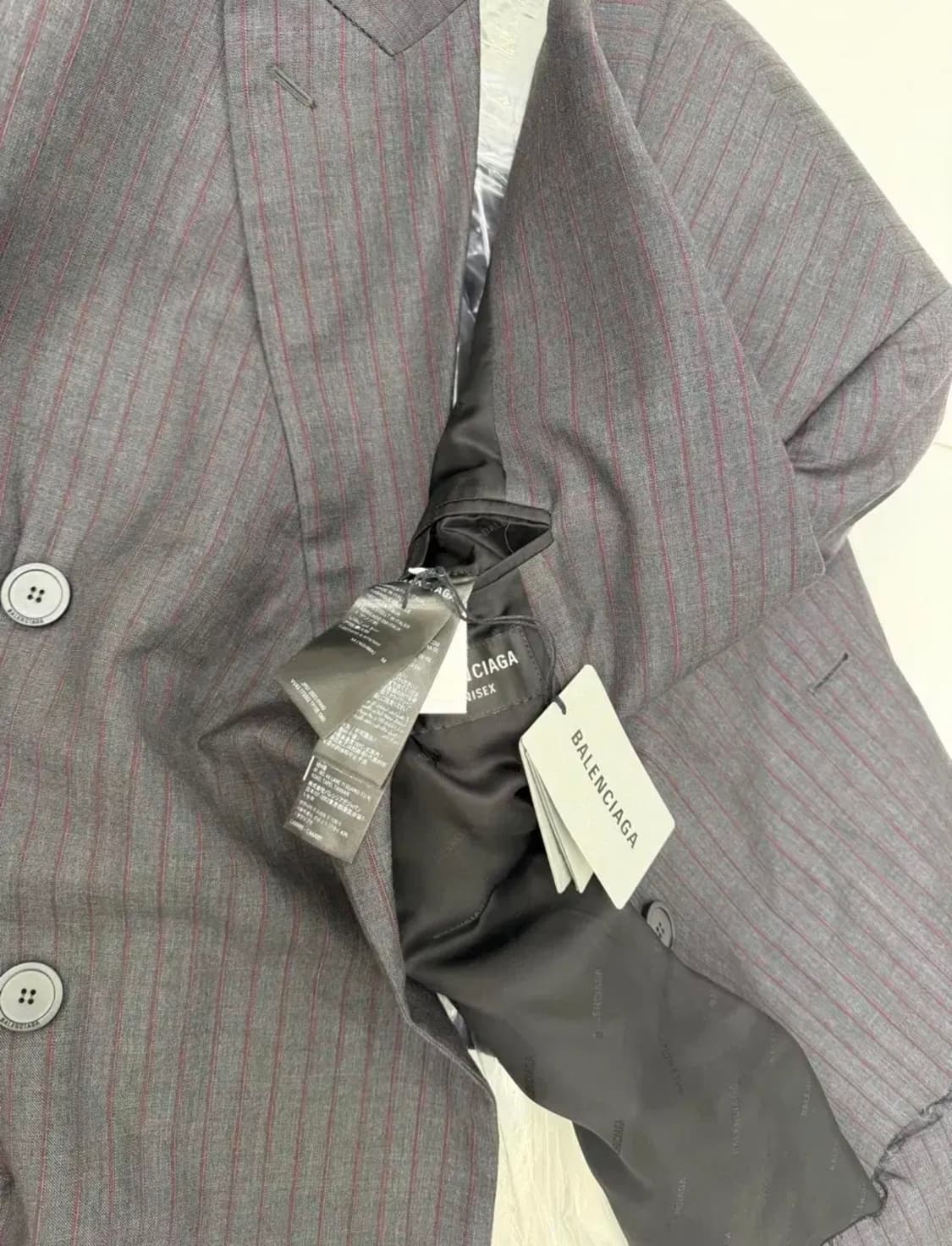 발렌시아가 캐피탈 비 스트라이프 오버사이즈 더블 블레이져 +팬츠셋업 상품이미지5