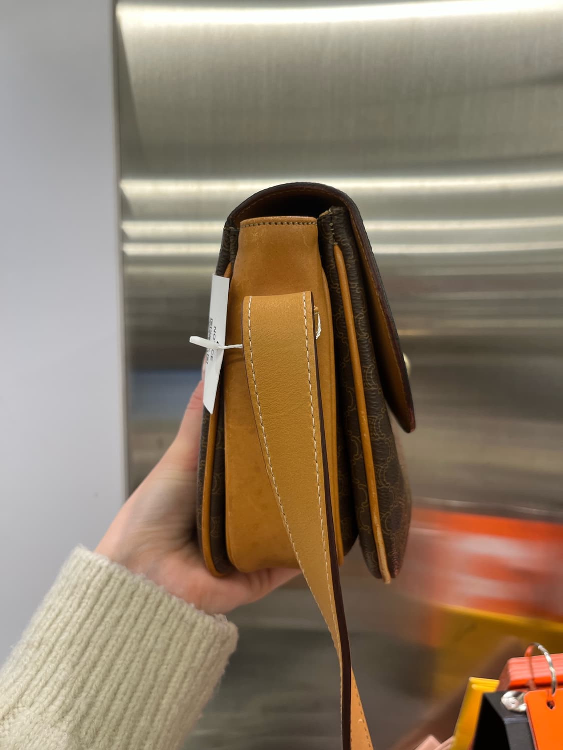 [정품] 셀린느마카담 스타볼 금장 숄더백 (리엔빈티지 구매) 상품이미지5