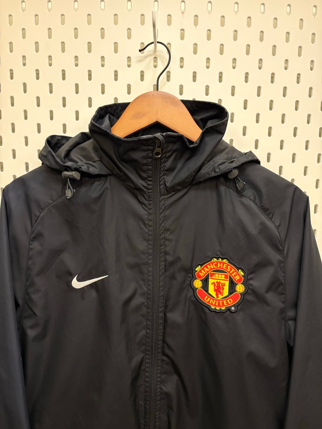 나이키 맨유 바람막이 상품이미지3