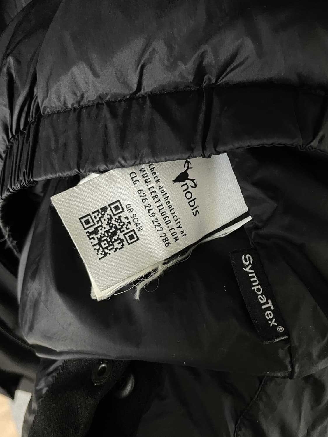 노비스 야테시 코요테 퍼 다운 파카 상품이미지9