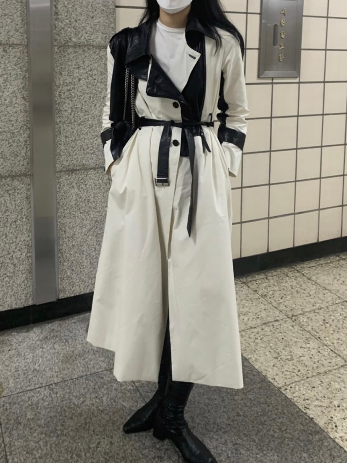 보헤미안 서울 검정 트렌치코트 상품이미지3