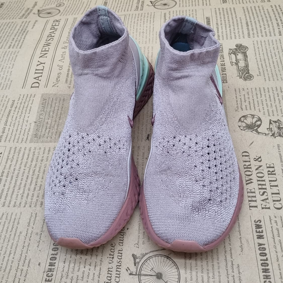 나이키 라이즈 리액트 플라이니트235 상품이미지2