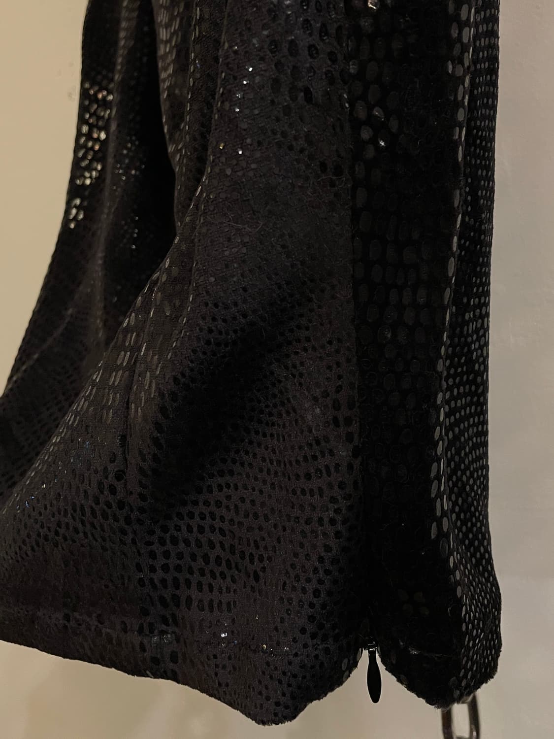 글리터 파이톤 패턴 버클 블랙 슬리브 갸루 상품이미지5