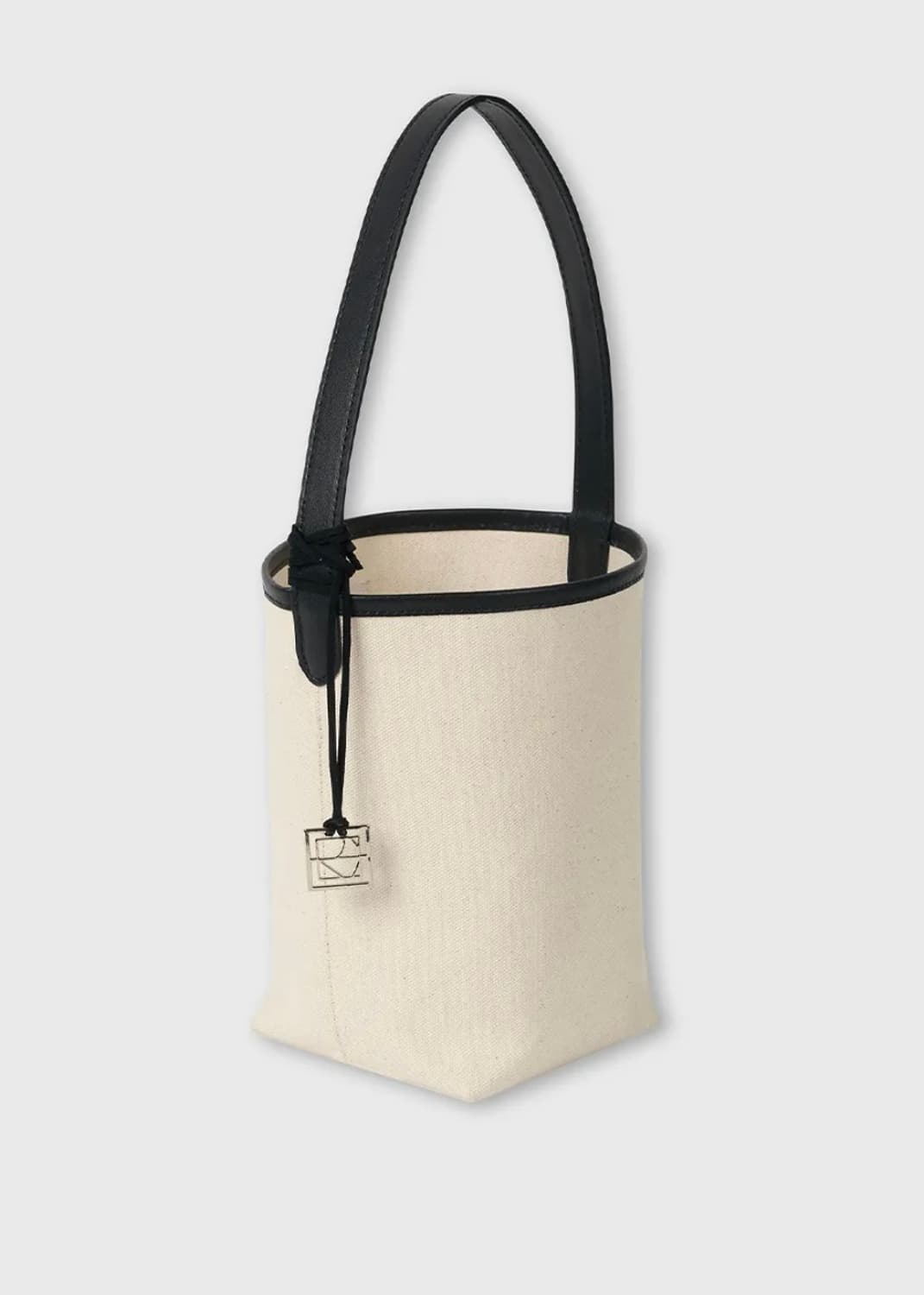 ORE 오어 Garrett Bucket Bag 버킷백 에크루 새상품 상품이미지4