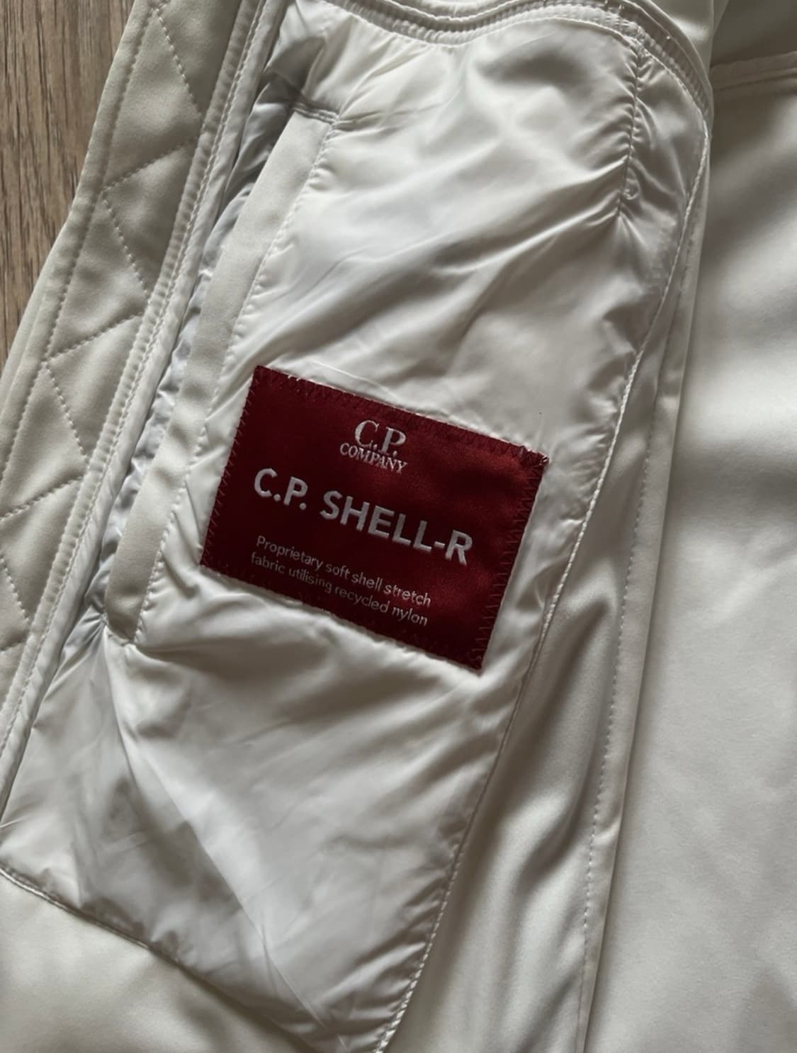 cp컴퍼니 고글 소프트쉘 M 상품이미지3