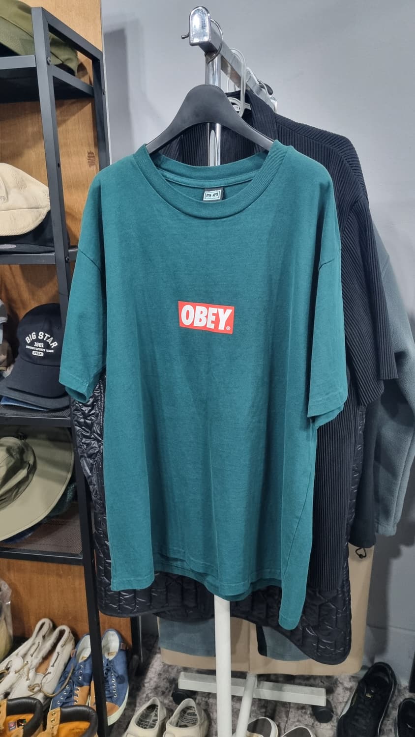 오베이(OBEY) 반팔티 국내100 (m) 상태좋음 상품이미지1