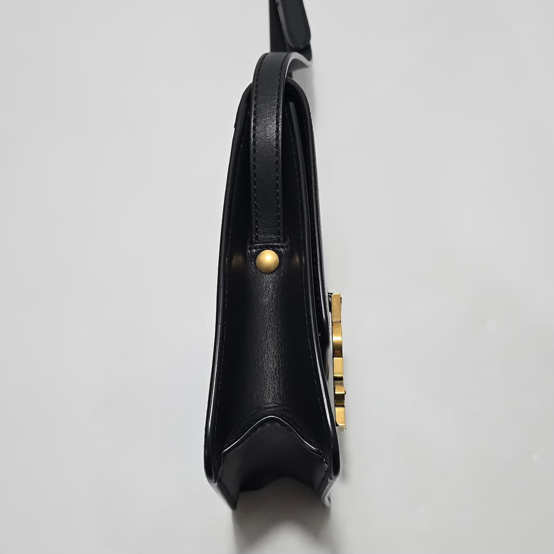 생로랑 카이아 노스사우스 사첼 숄더 크로스백  상품이미지5