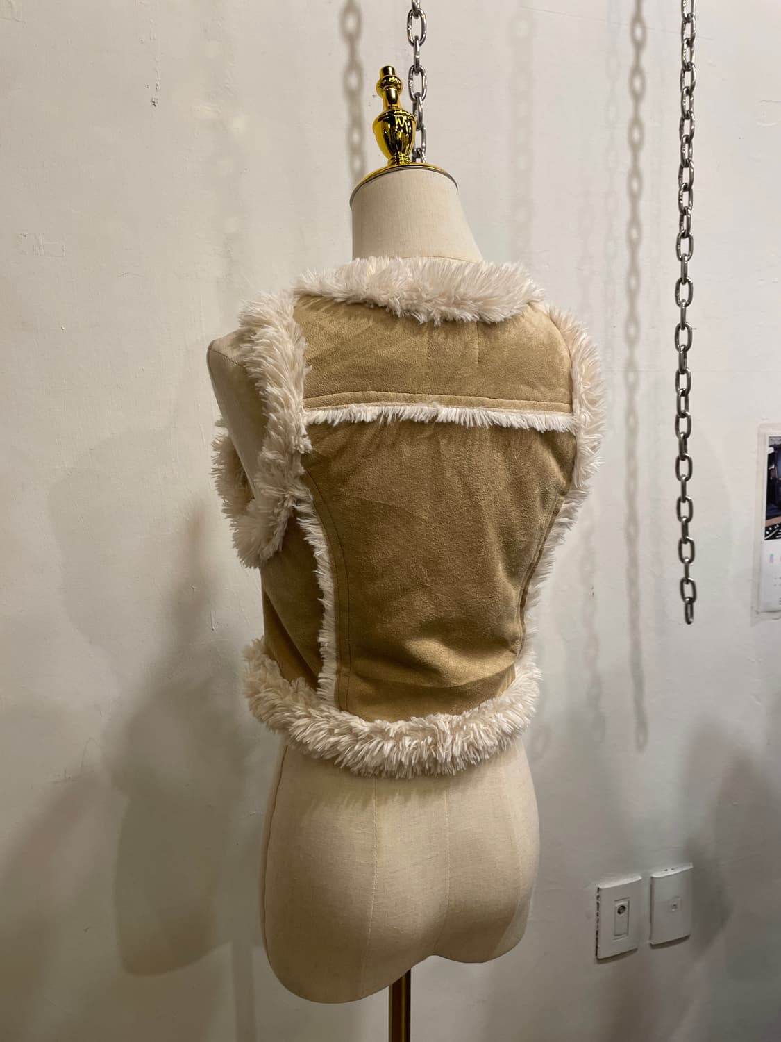 아이보리 퍼 베이지 크롭 베스트 y2k 갸루 상품이미지5