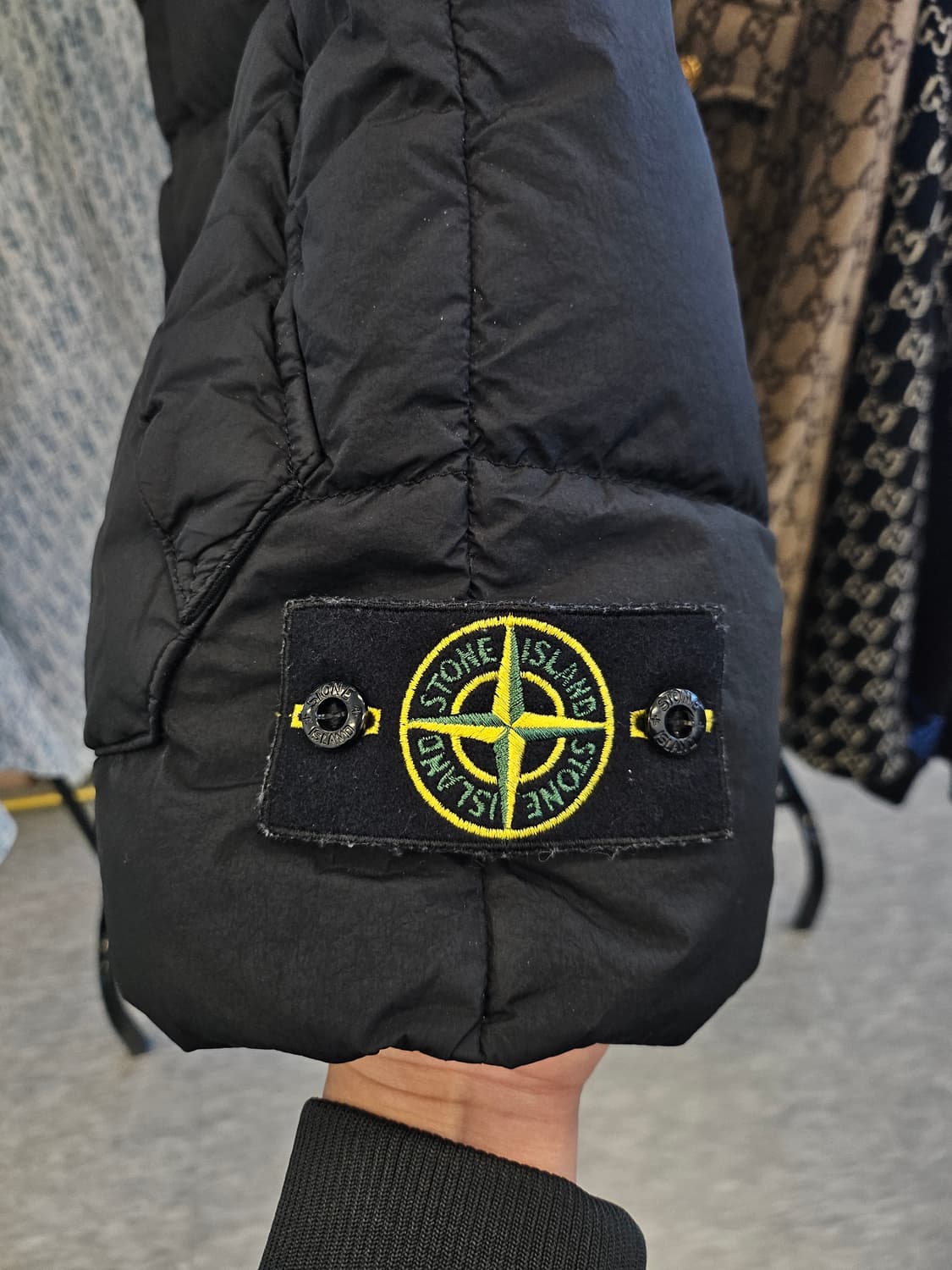 스톤아일랜드 크링클랩스 조끼패딩 M사이즈 백화점한 한글택  상품이미지4