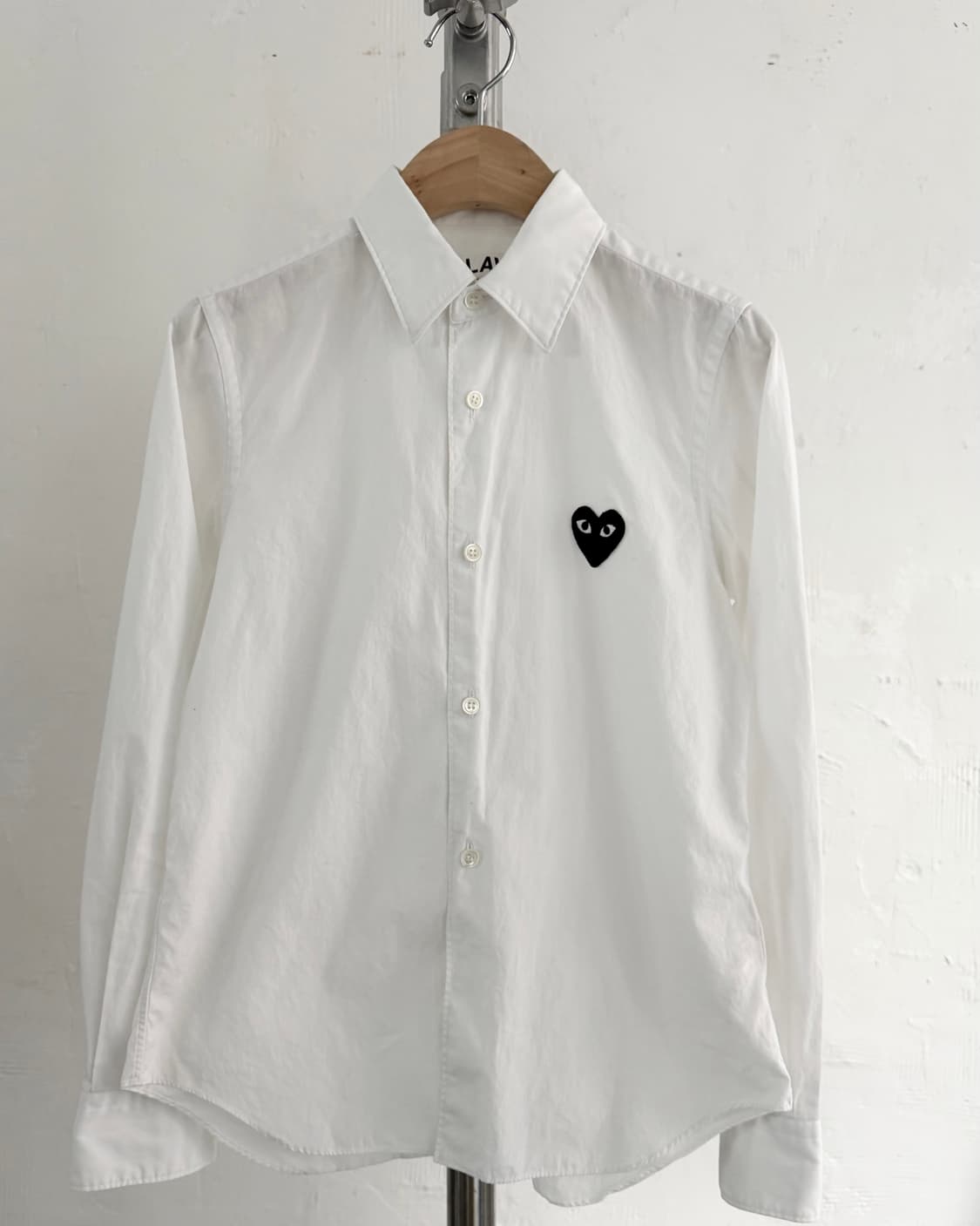 COMMEdesGARCONS 꼼데가르송 블랙와펜 화이트 셔츠 상품이미지3