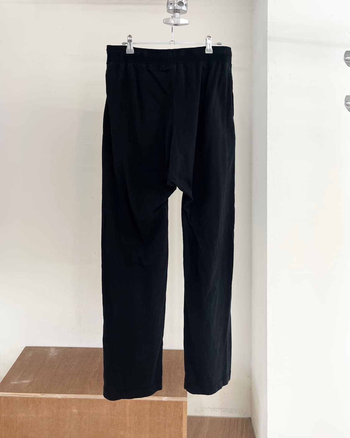 비비안웨스트우드 블랙 드로스트링 조거팬츠 상품이미지4