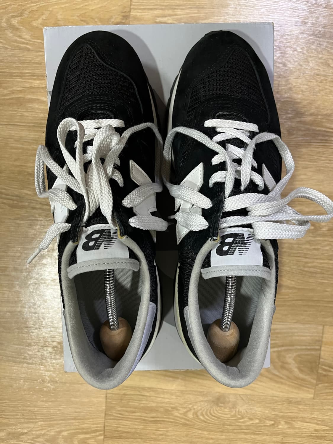 뉴발란스 990v1 블랙 260 상품이미지1