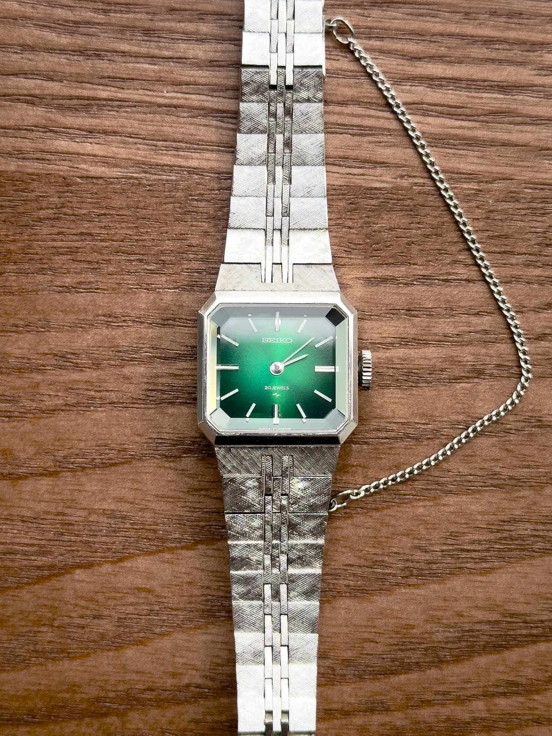 [레어]세이코 그린 그라데이션 컷글라스 20석 수동 시계 17-3330 상품이미지1