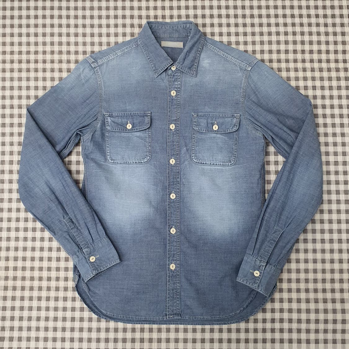 유니클로 데님 청셔츠 남자95 상품이미지1