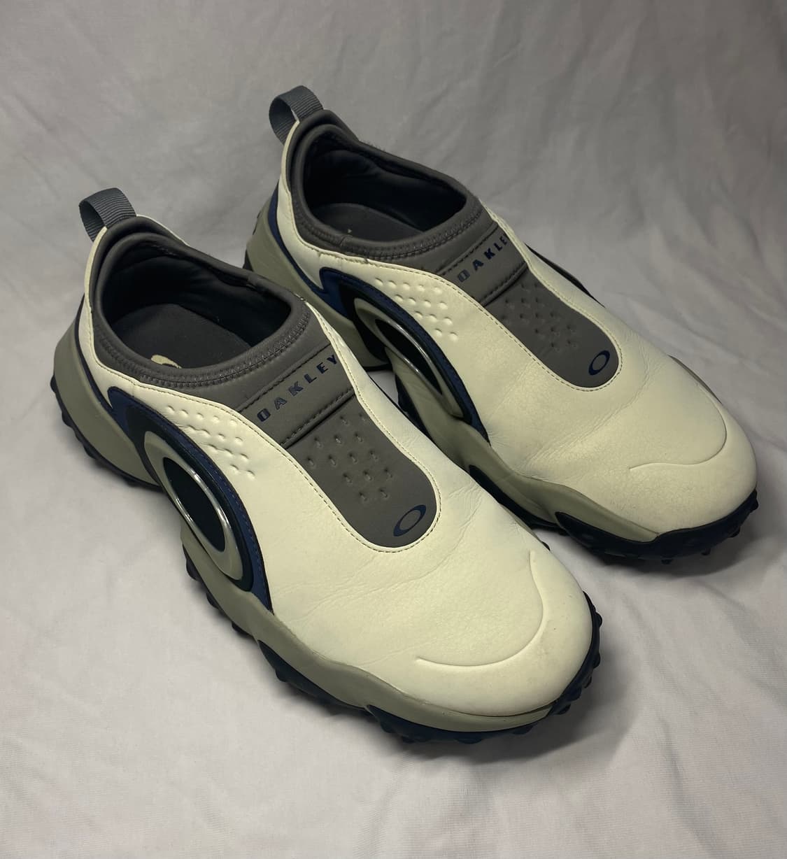 오클리 엣지 아이콘 크림 네이비270 판매합니다 상품이미지1