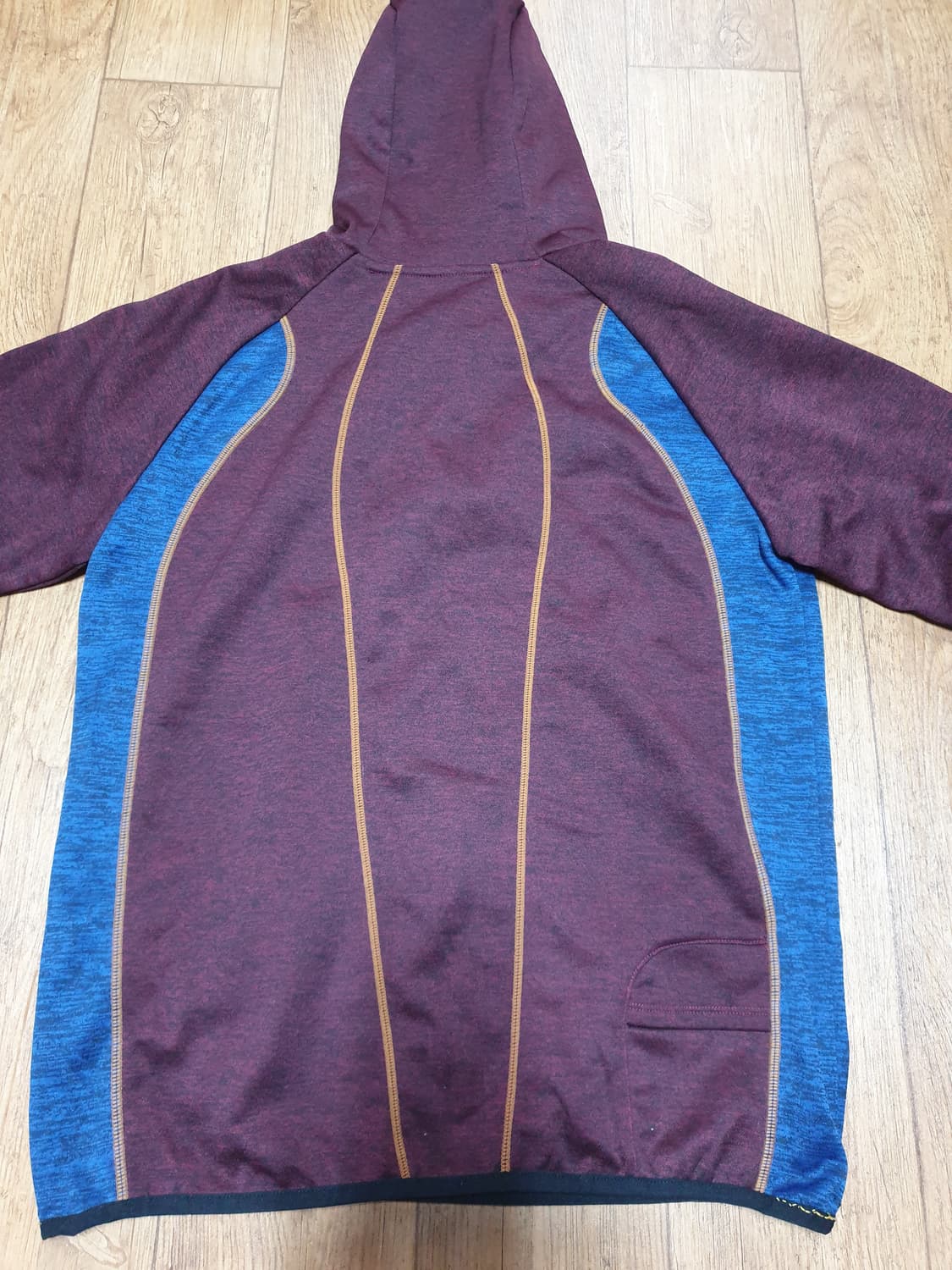 1049 블랙야크 아웃도어 후드티 100 사이즈입니다 상품이미지5