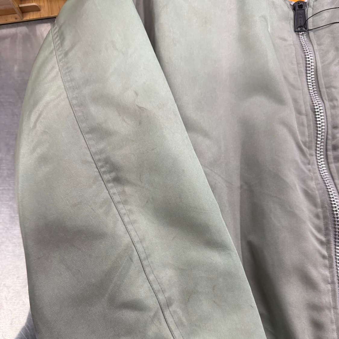 90s 크리넥스 MA-1 리버시블 봄버 자켓 후면 로고 포인트 카키 상품이미지10