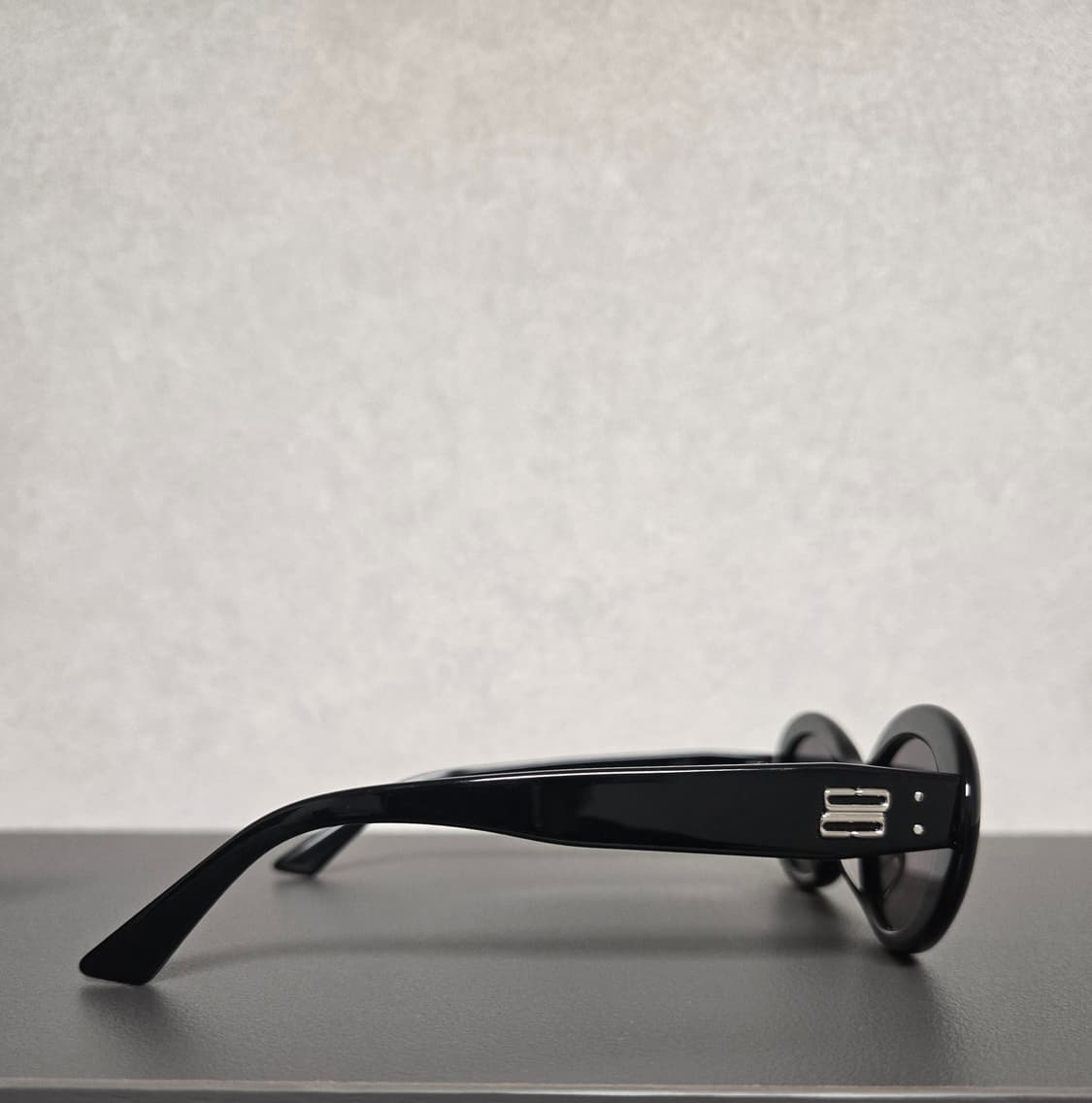 젠틀몬스터 라 모드 01 블랙 상품이미지3