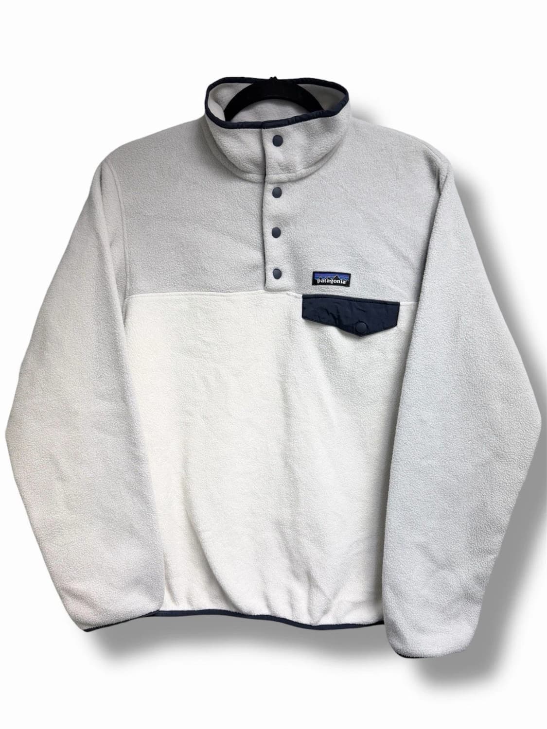 파타고니아 신칠라 스냅-T 그레이/화이트 니카과라 상품이미지1