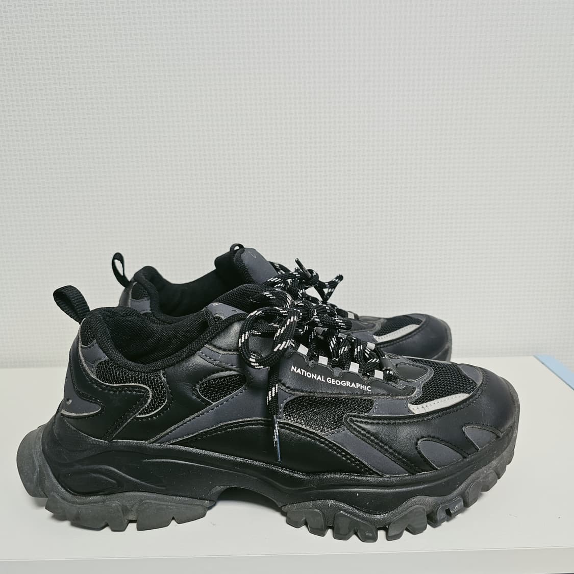 내셔널지오그래픽 운동화 250mm 상품이미지3