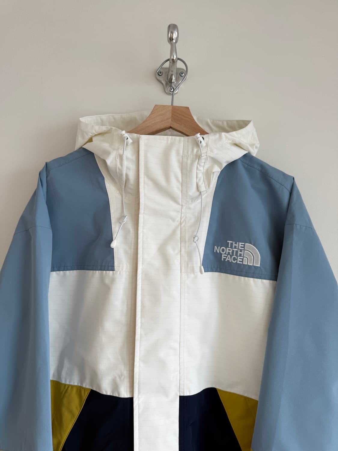 노스페이스(THE NORTH FACE) 드라이벤트 바람막이 상품이미지2