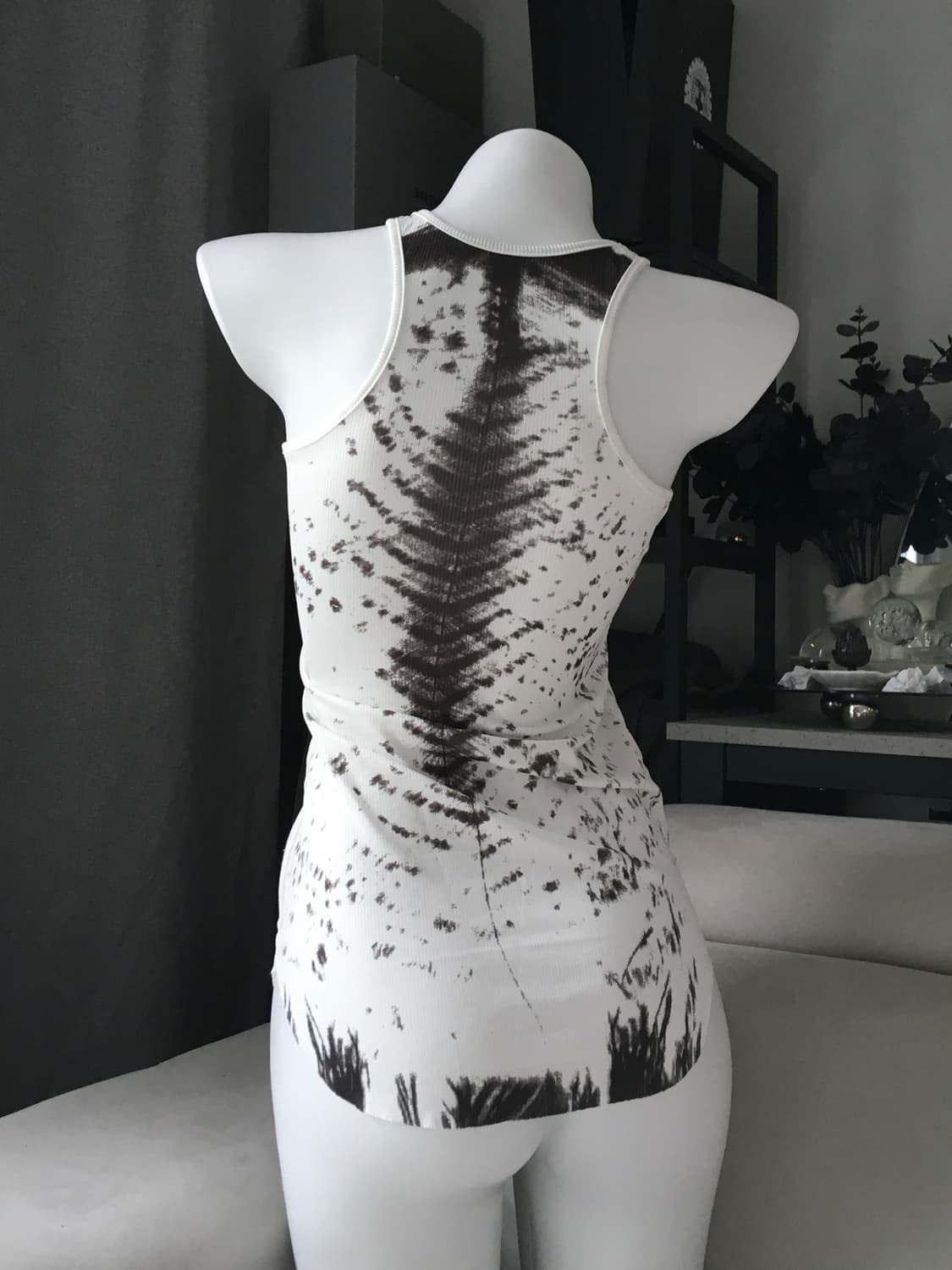 ༒ BONE PRINTED LONG SLEEVELESS 상품이미지3