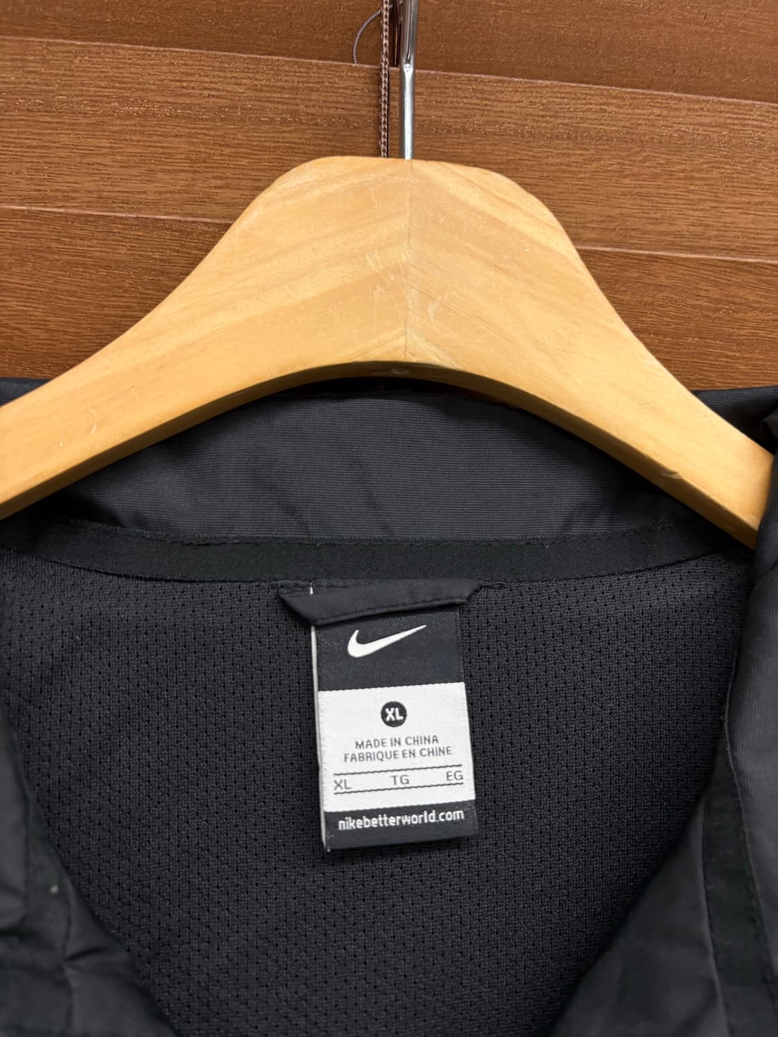 나이키 솔로스우시 블랙 바람막이 자켓 상품이미지5