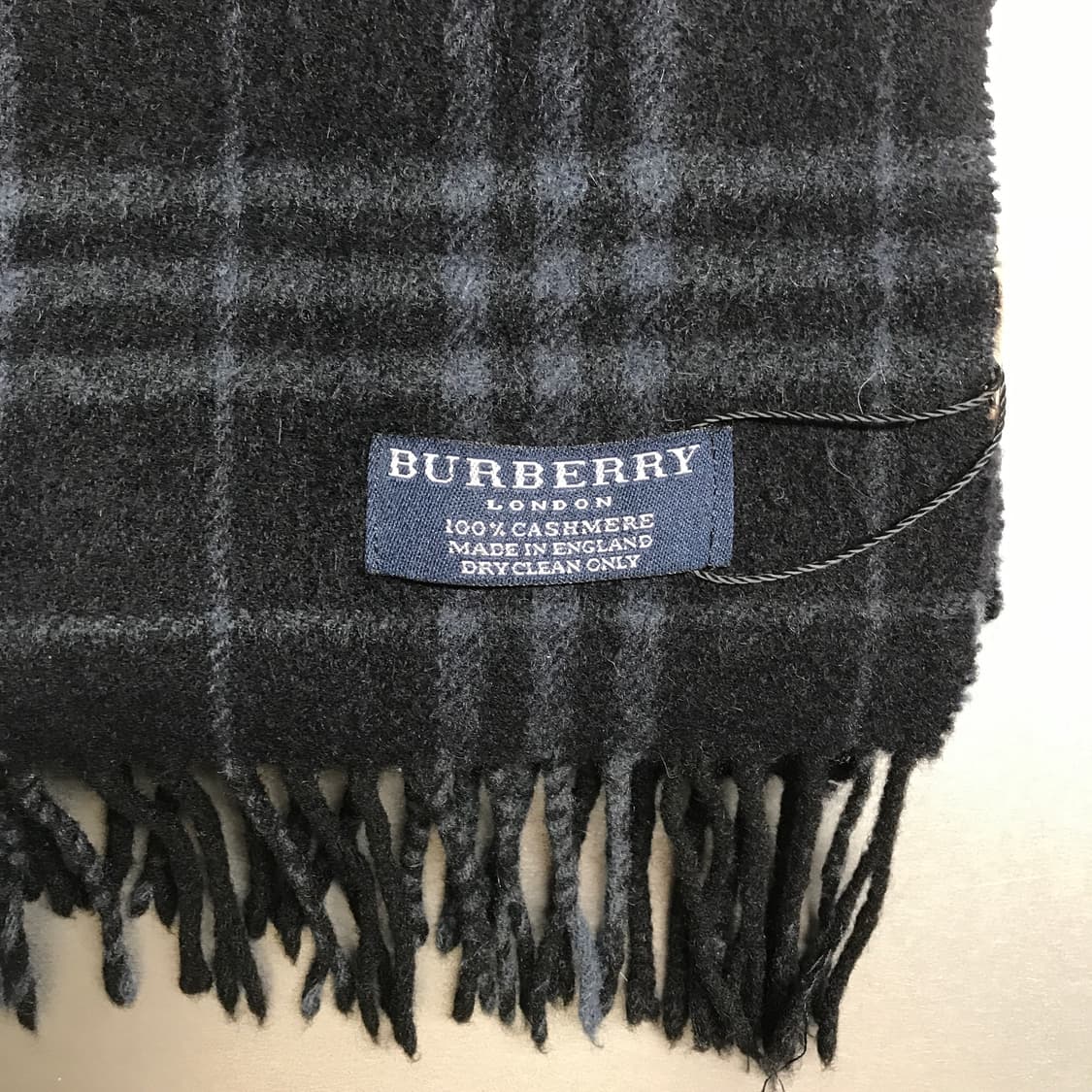 버버리 정품 캐시미어 머플러 네이비 상품이미지3