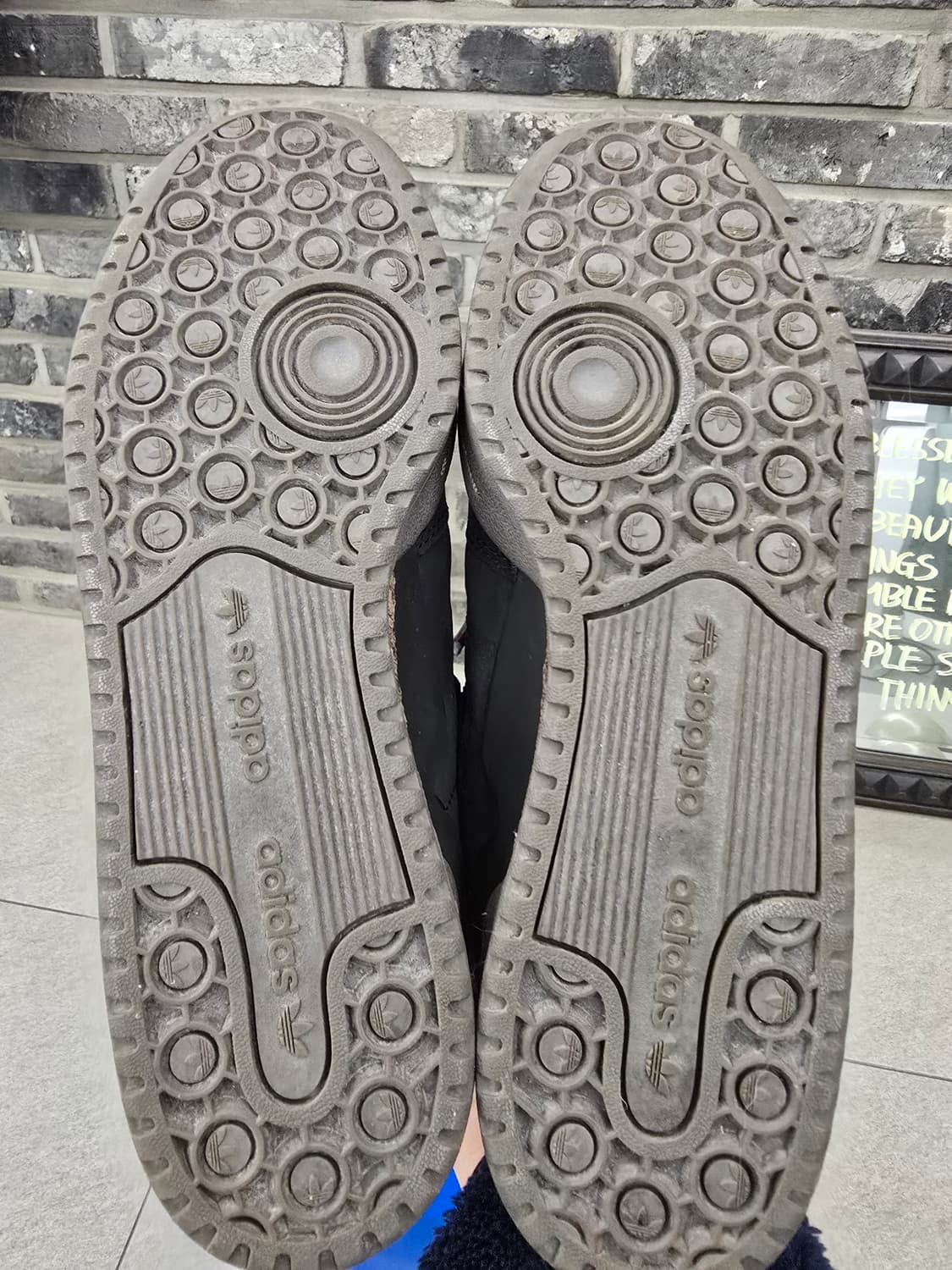 아디다스 포럼로우275 블랙 상품이미지6