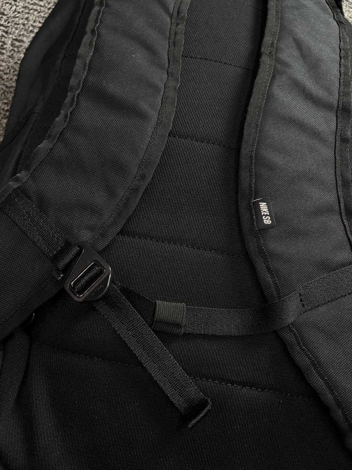 나이키 SB 유틸리티 포켓 디테일 백팩 1765 상품이미지5