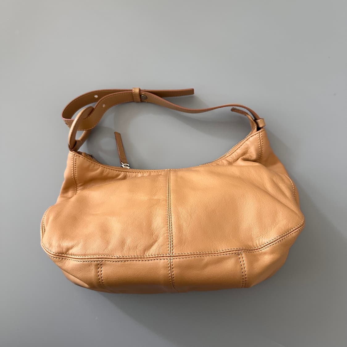 이세이미야케 im product 가죽 토트백 상품이미지2