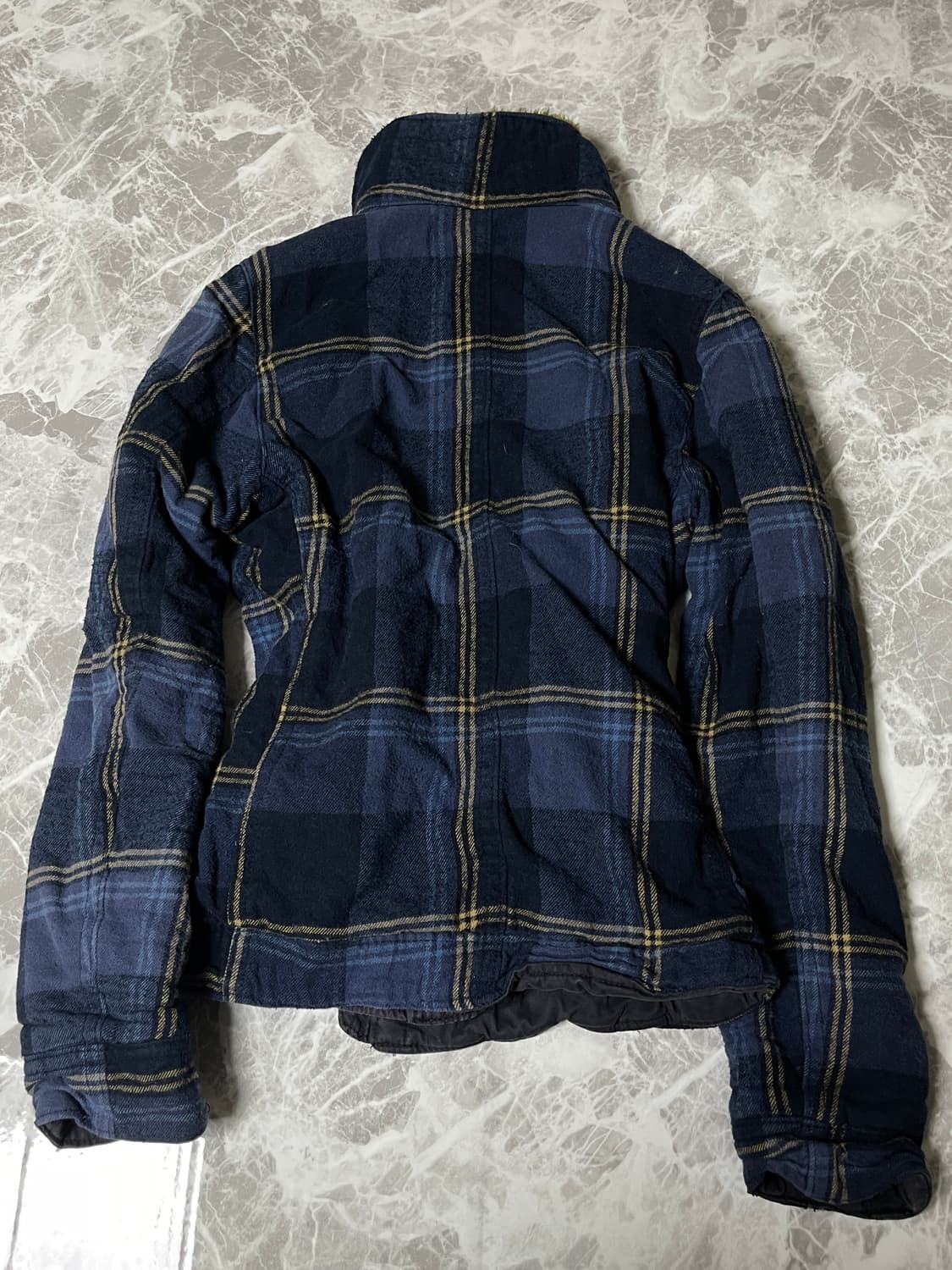(Hollister)fur check jacket 상품이미지5
