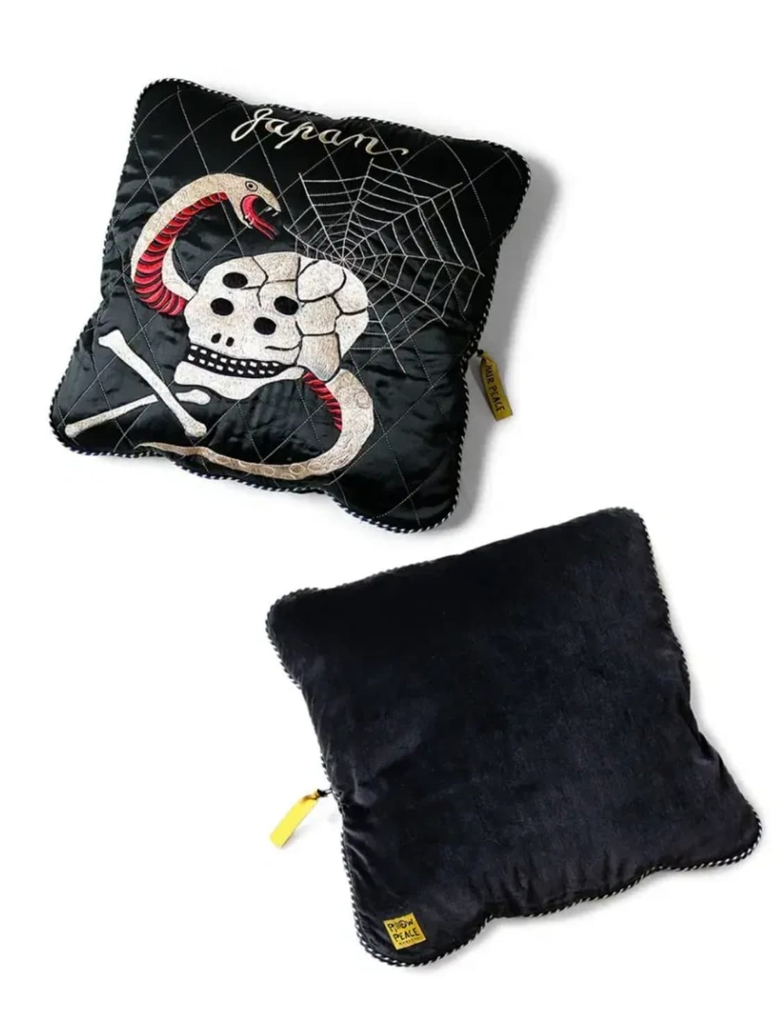 [4] 캐피탈 샴 필로우 봄버 스컬 스네이크 초판 상품이미지2