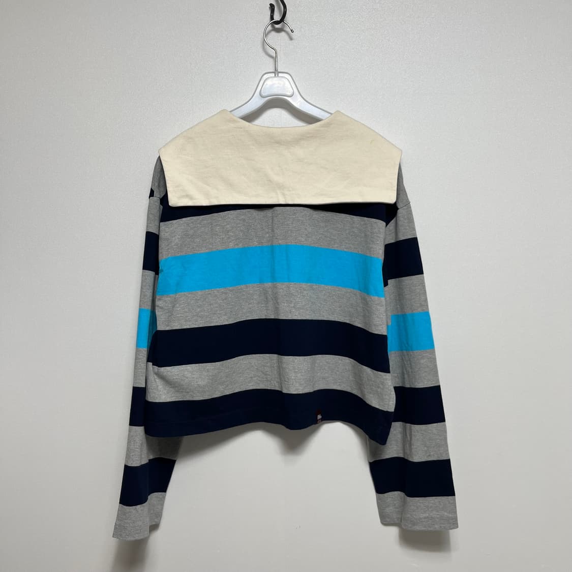 럭키마르쉐 스트라이프 크롭 카라티 m 상품이미지6