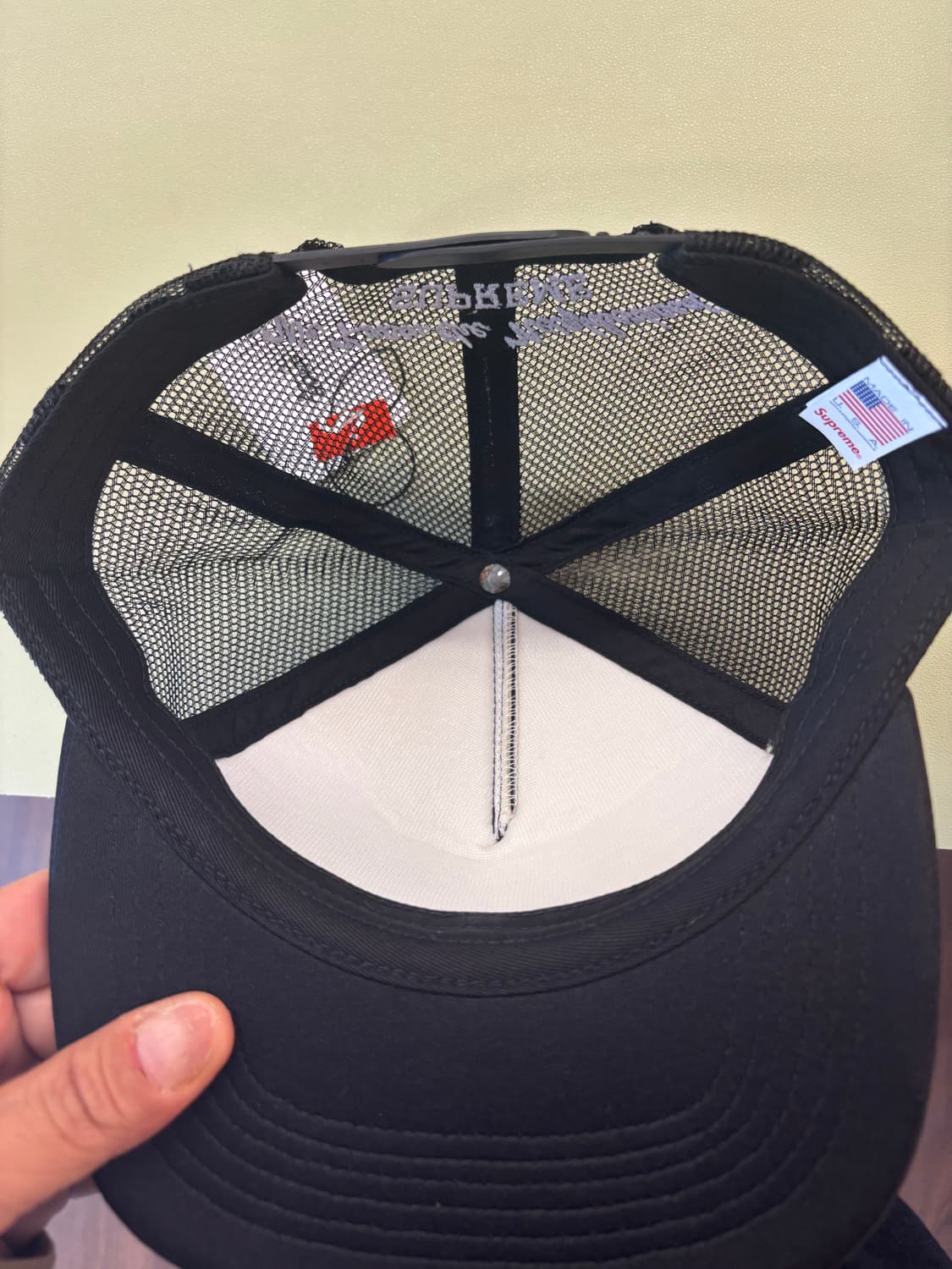 Supreme “supreme beef” trucker cap 상품이미지3