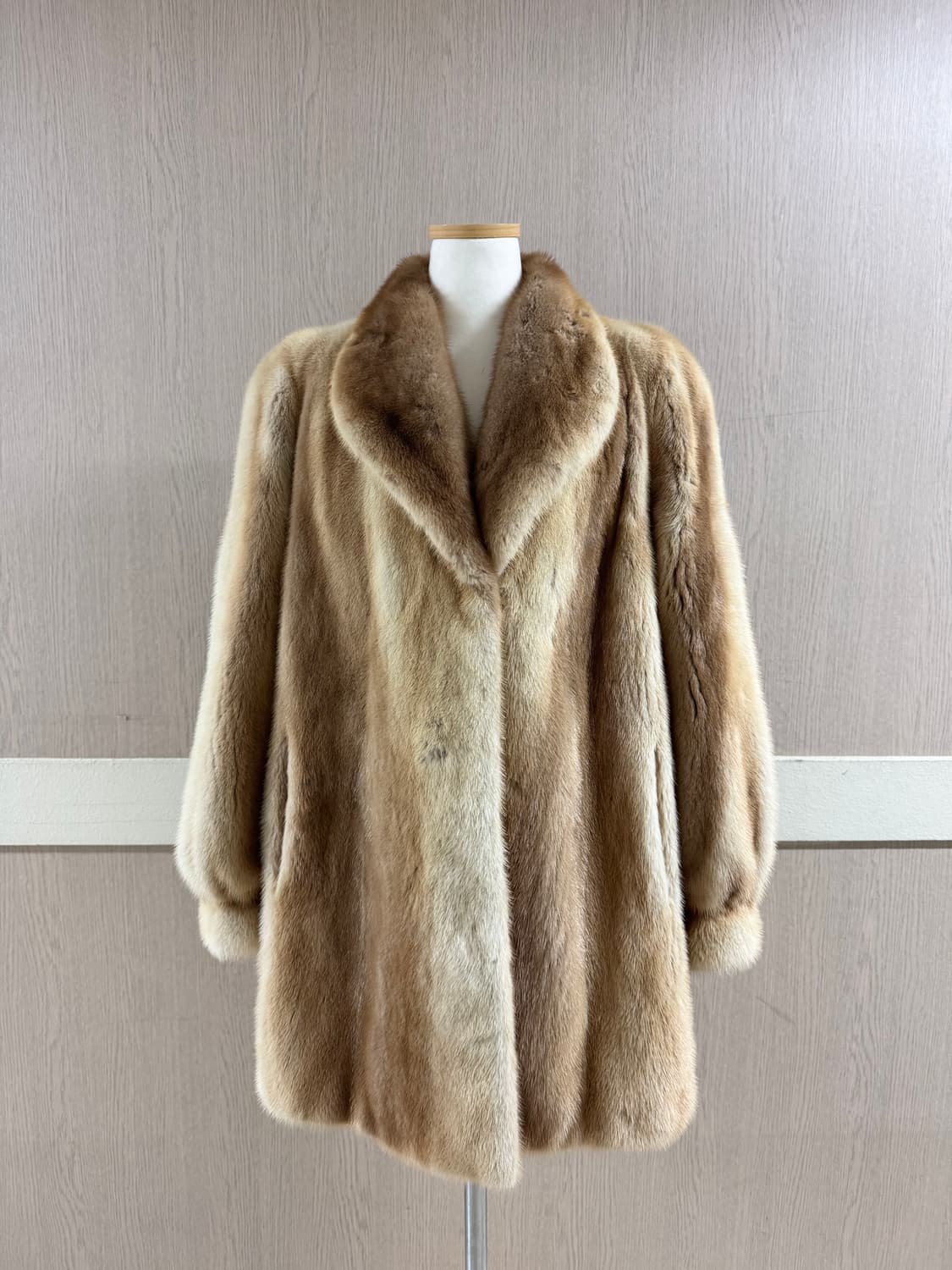 근화모피 투톤 밍크코트 상품이미지1