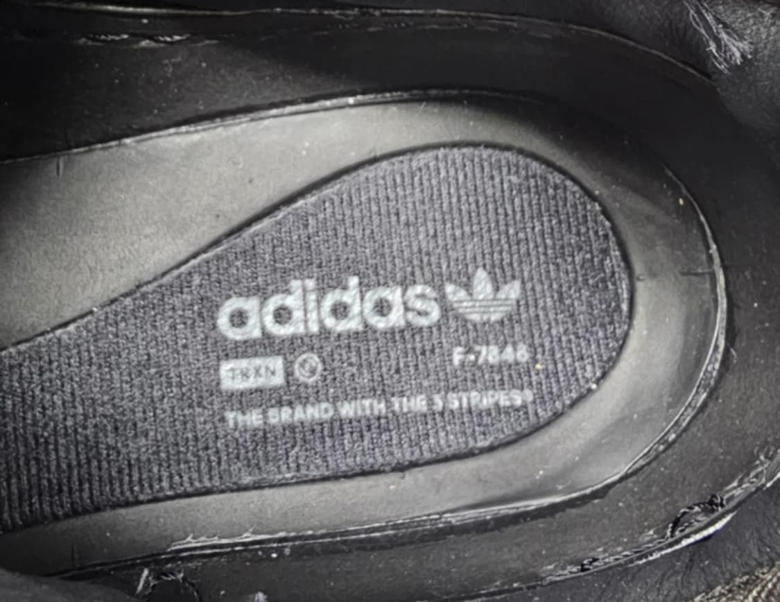 아디다스 올블랙 운동화 265mm 상품이미지10