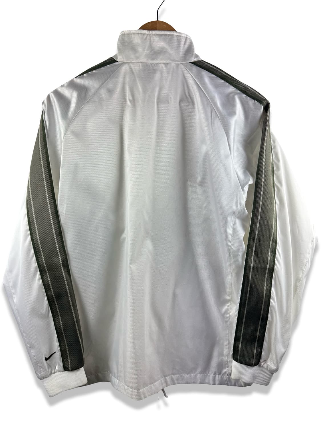 나이키 화이트 카키 바람막이2438 상품이미지2