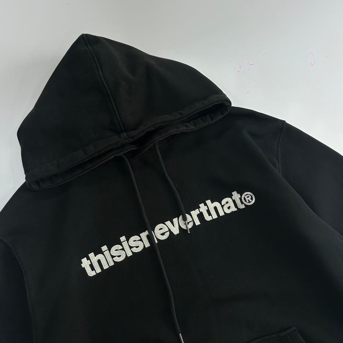 Thisisneverthat 디스이즈네버뎃 블랙 후드티 상품이미지4