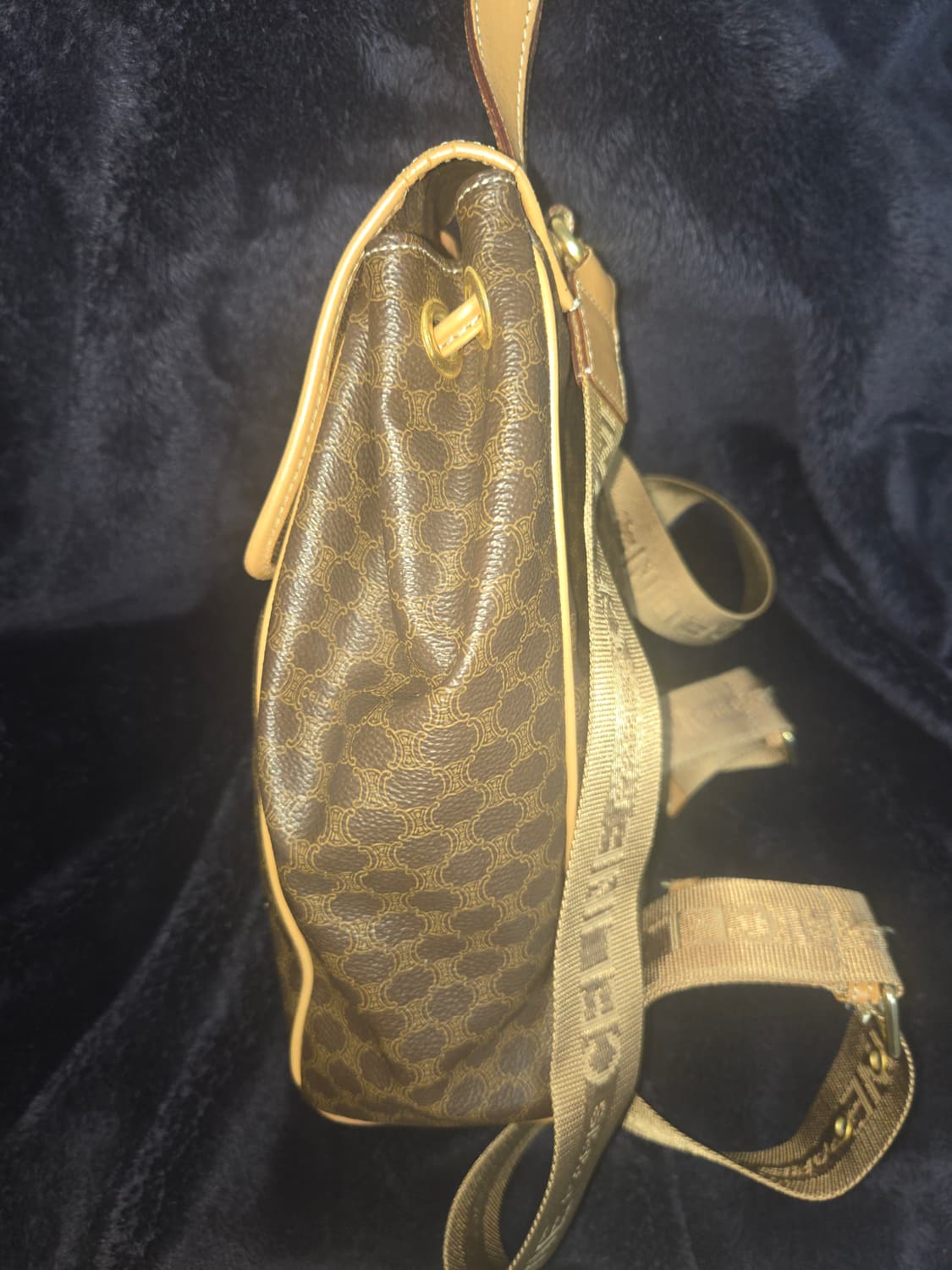 셀린느 마카담 백팩(급매) 상품이미지3