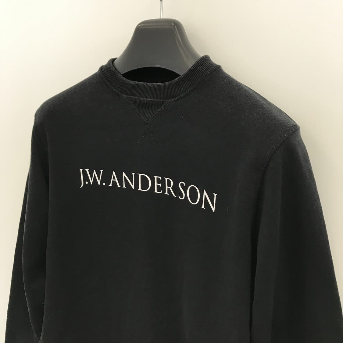 JW.ANDERSON 로고 맨투맨 [XS사이즈] 상품이미지2