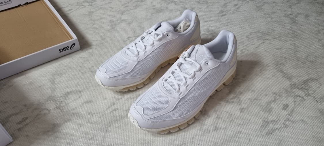 아식스 자운드 젤 퀀텀 360 amp 화이트 마시멜로 285 상품이미지1